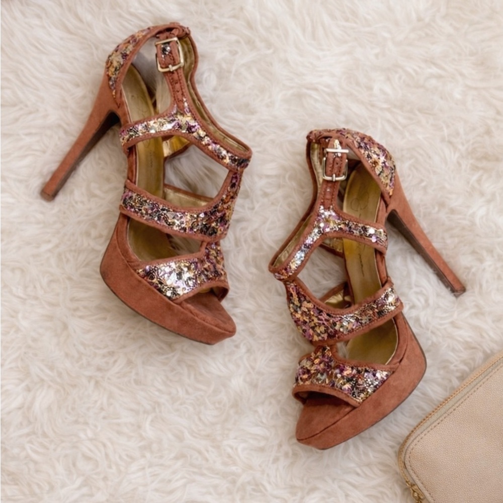Jessica Simpson Bruno platform sandals in a rose gold sequin - Picture 2 of 9